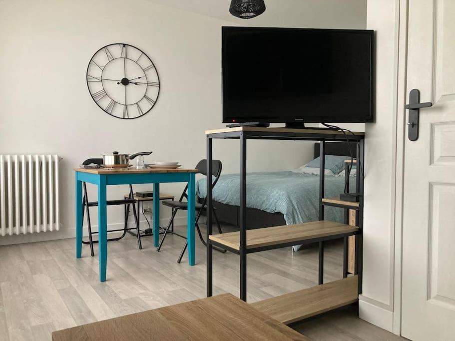 Grand Studio Confort Évreux Exteriör bild