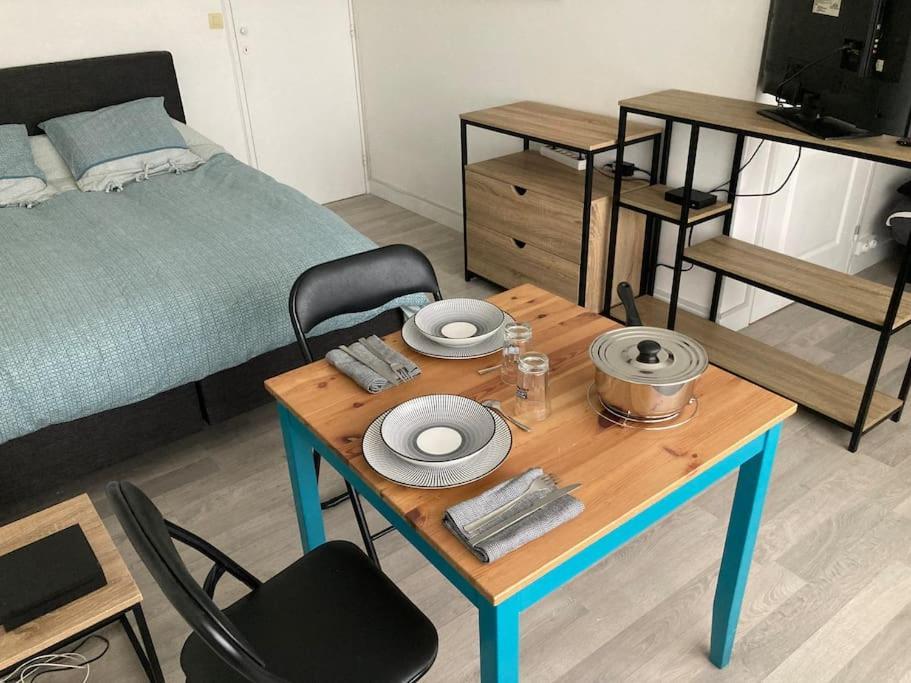 Grand Studio Confort Évreux Exteriör bild